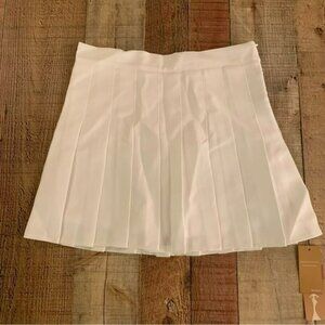 Werena womens size M pleated white mini tennis skirt